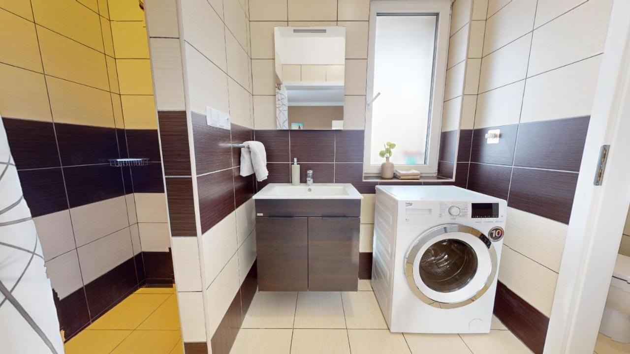 Apartman Dubova ميلوفيتسي المظهر الخارجي الصورة